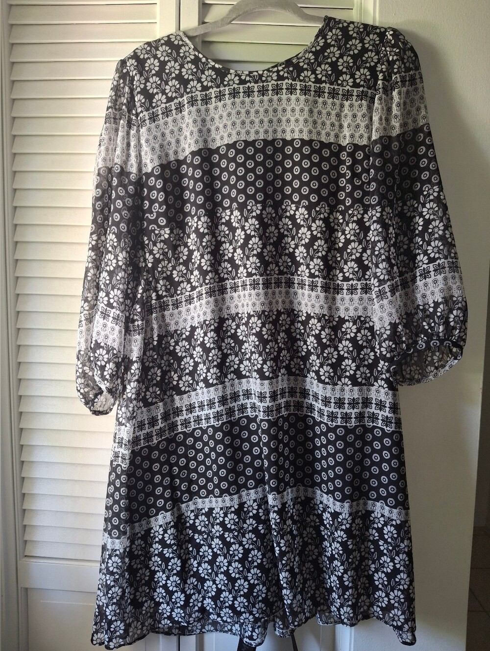 Calvin Klein Black and White Patterned Long Sleeve Dress